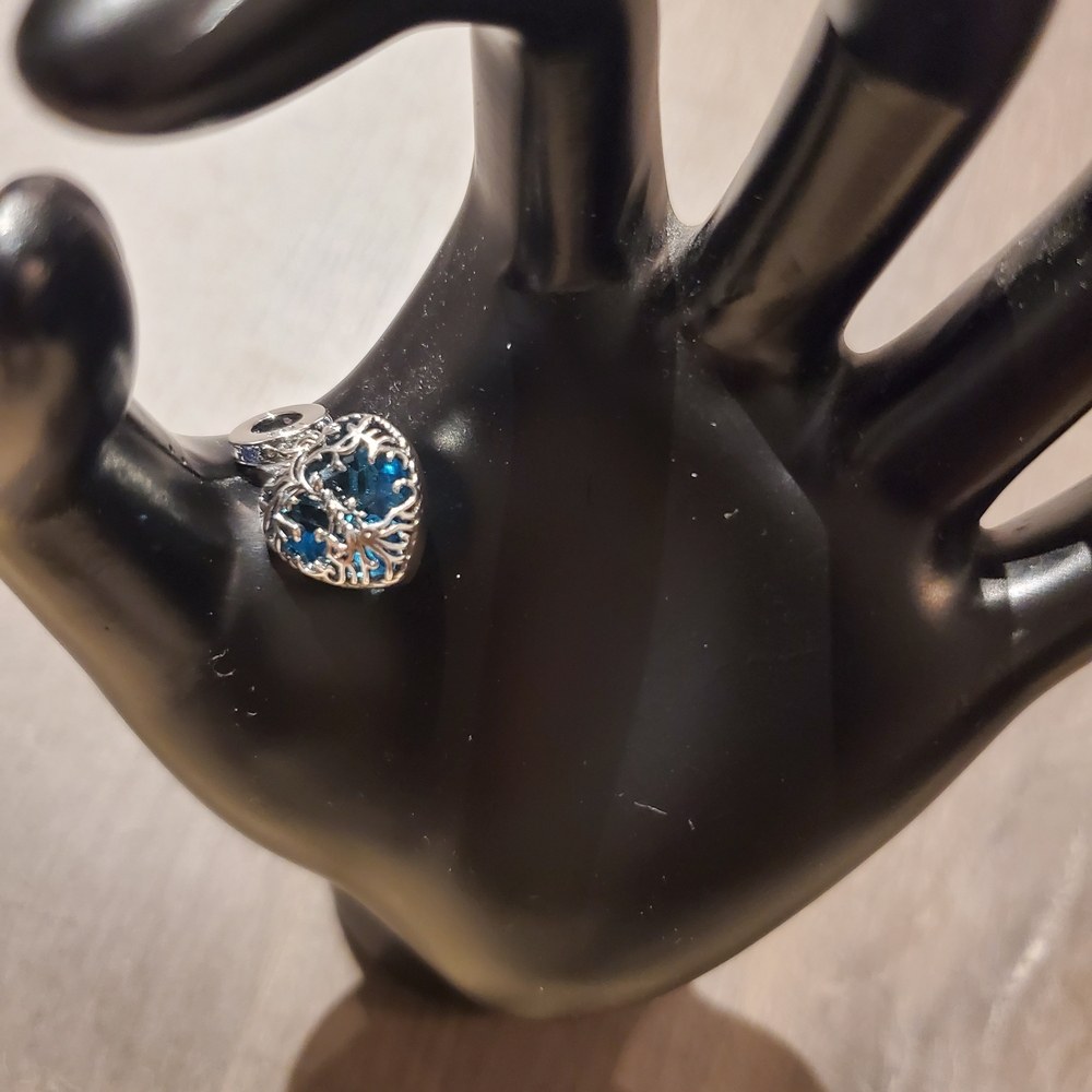 Elegant Silver and Blue Heart Pendant